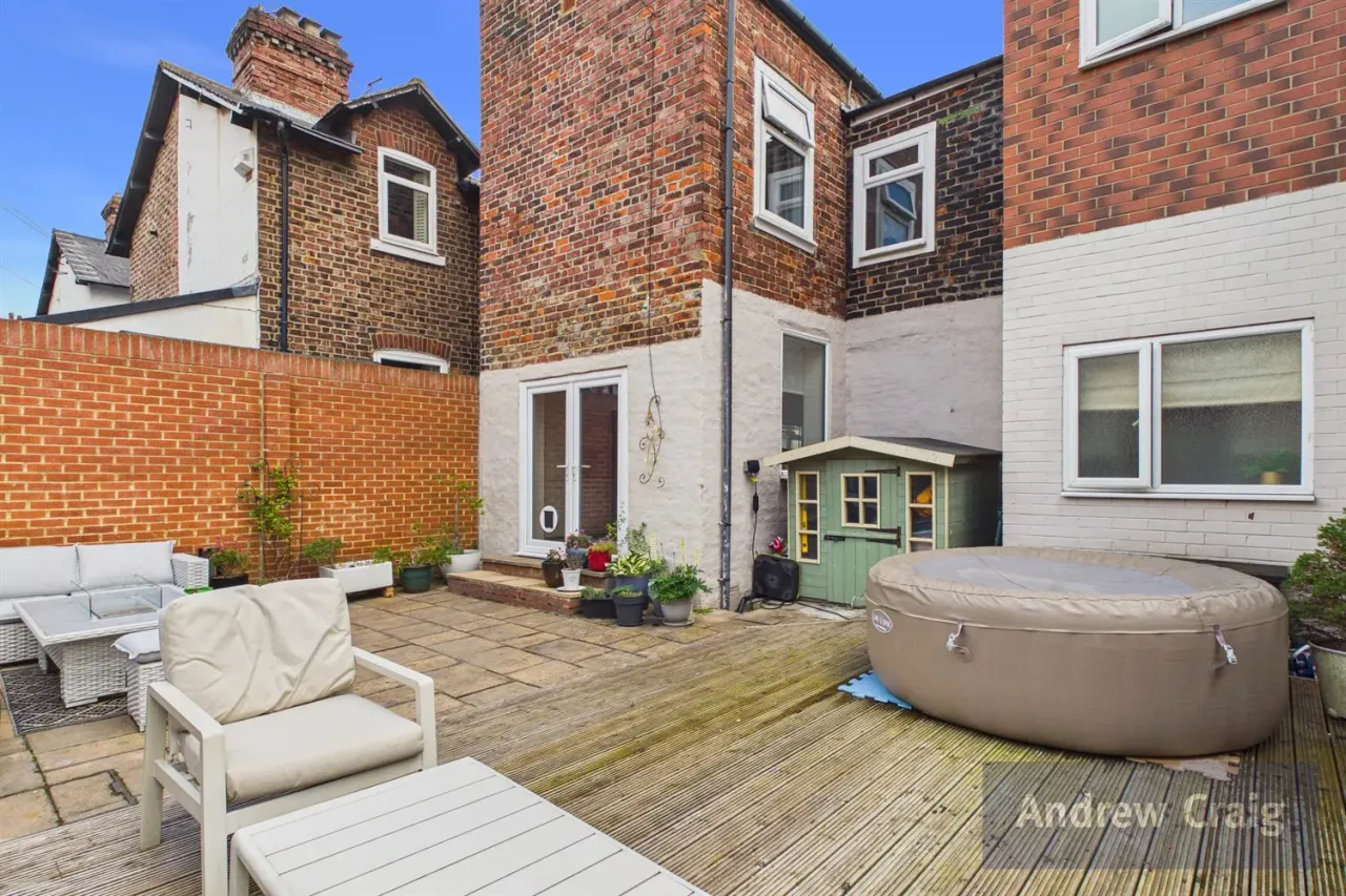 Cauldwell Avenue, South Shields, NE34, photo 28