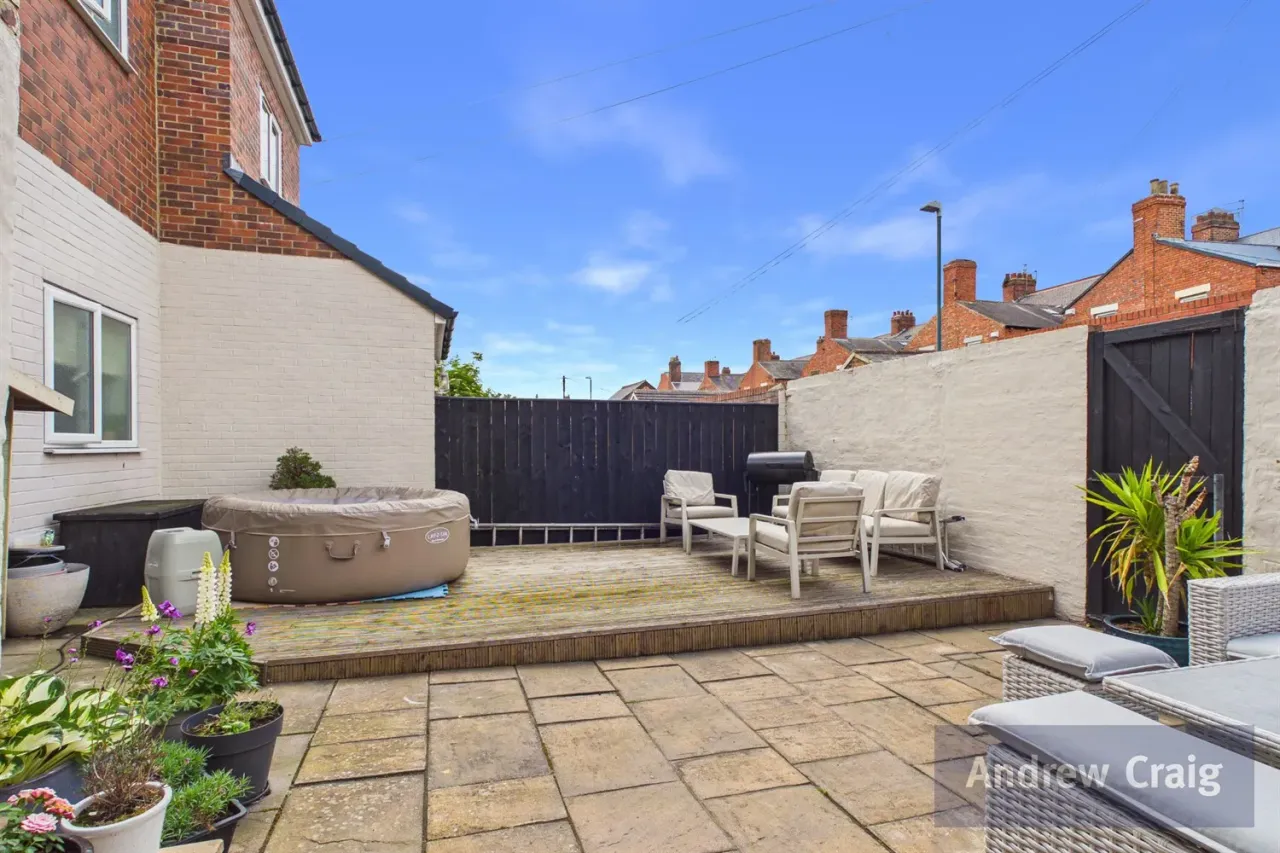 Cauldwell Avenue, South Shields, NE34, photo 32