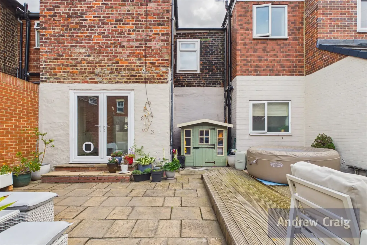 Cauldwell Avenue, South Shields, NE34, photo 31
