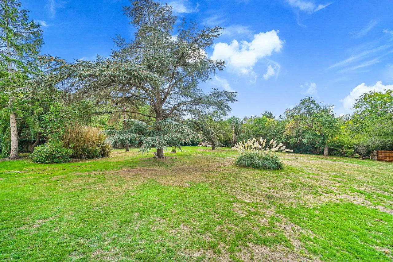 Rhoda Road, Benfleet, SS7, photo 41