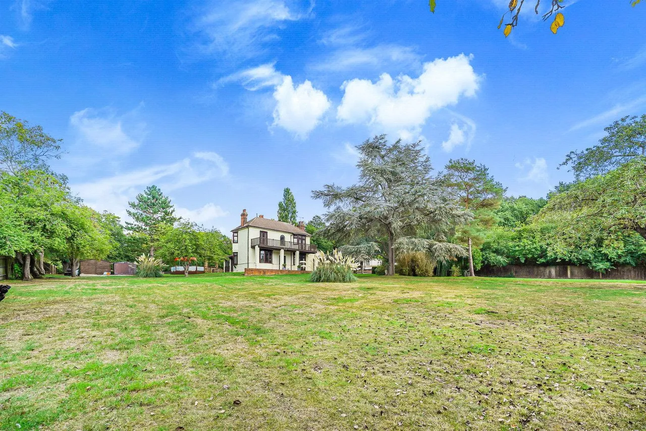 Rhoda Road, Benfleet, SS7, photo 38