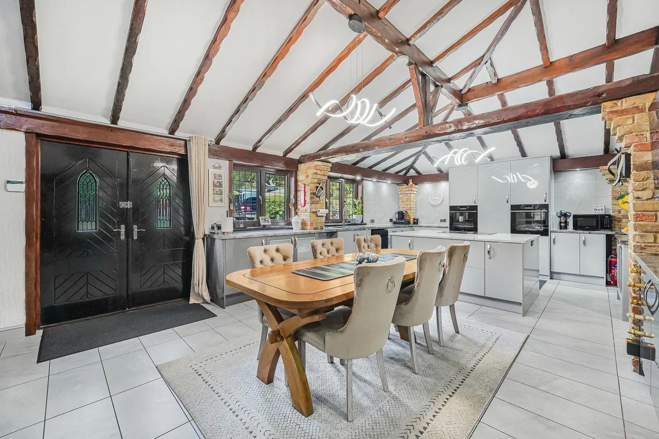 Rhoda Road, Benfleet, SS7, photo 12