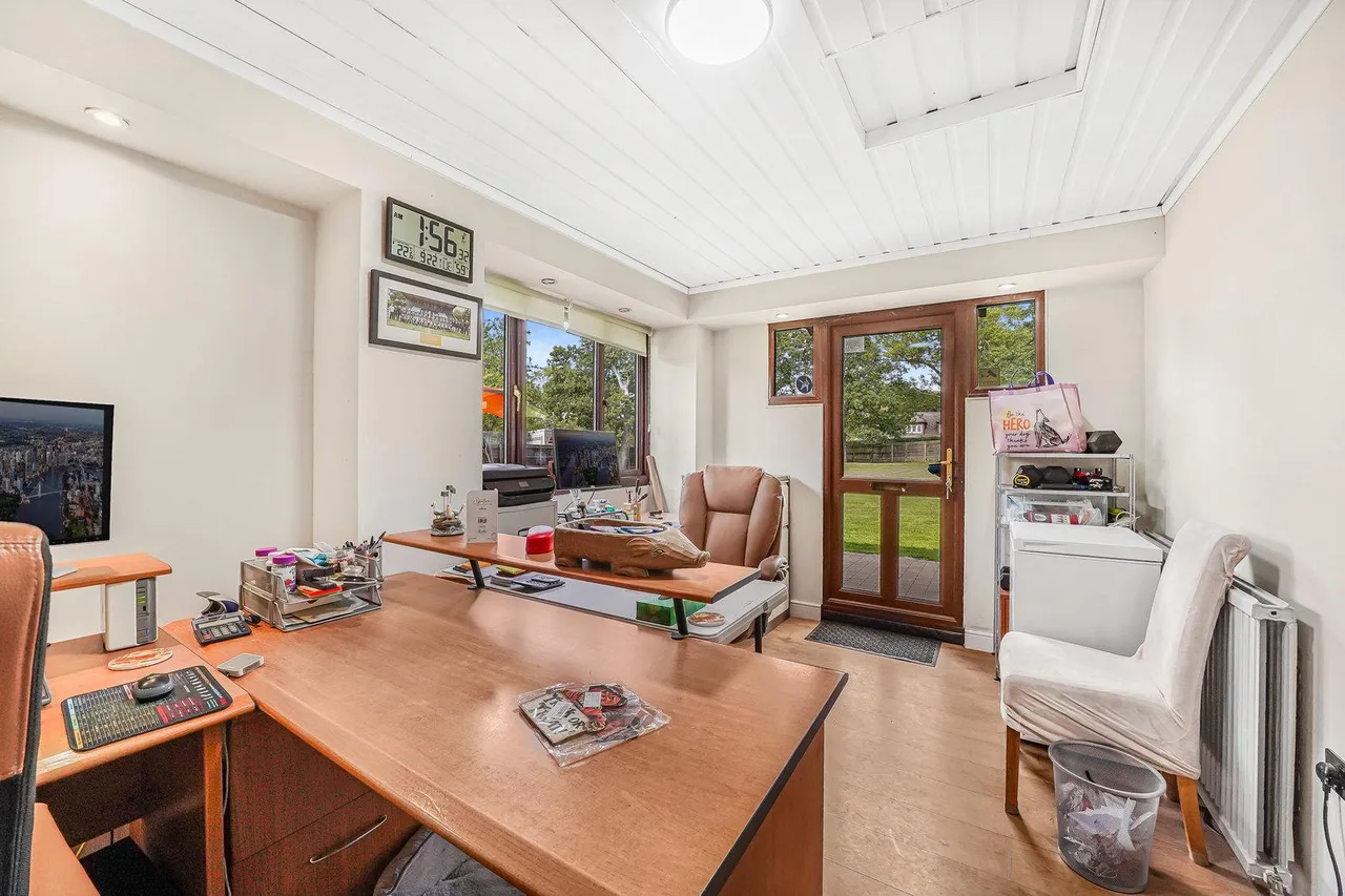 Rhoda Road, Benfleet, SS7, photo 34