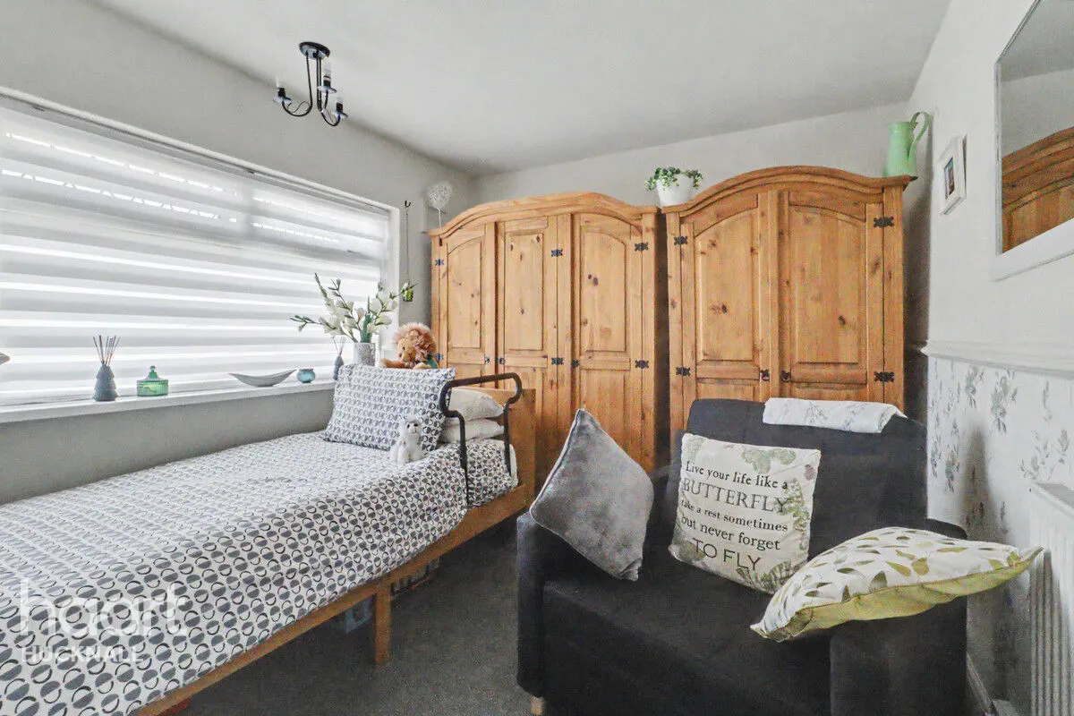 Browning Close, Daybrook, NG5, photo 10