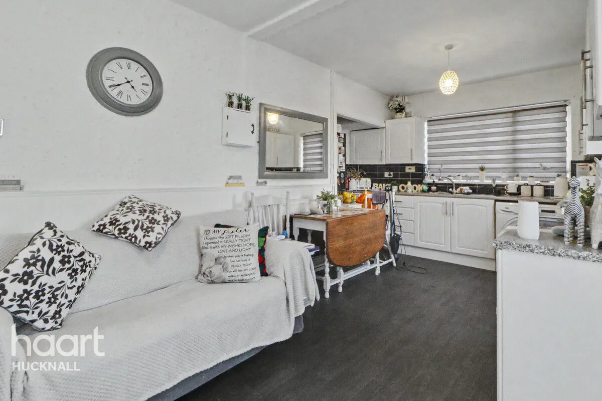 Browning Close, Daybrook, NG5, photo 8
