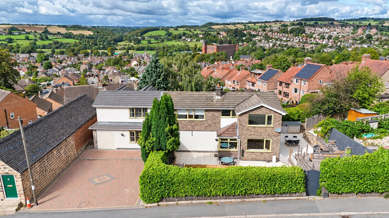 4 bed house for sale, Chesterfield Road, Belper, DE56