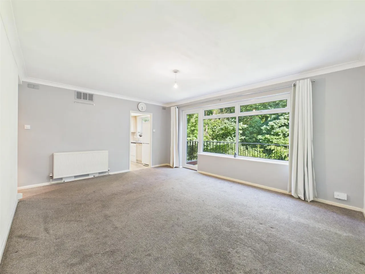 Dell Farm Road, Ruislip, Middlesex, HA4 7TX, photo 2