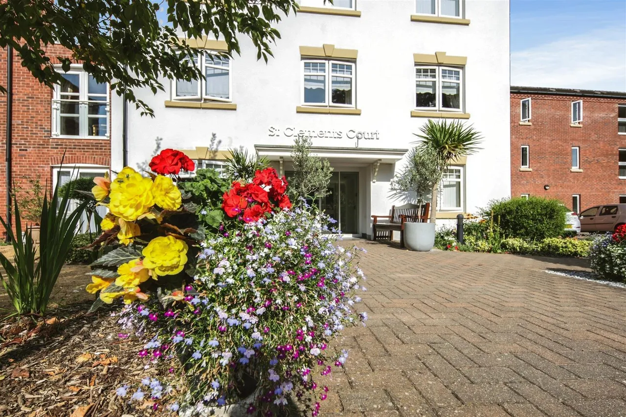 1 bed flat for sale, South Street, Atherstone, CV9