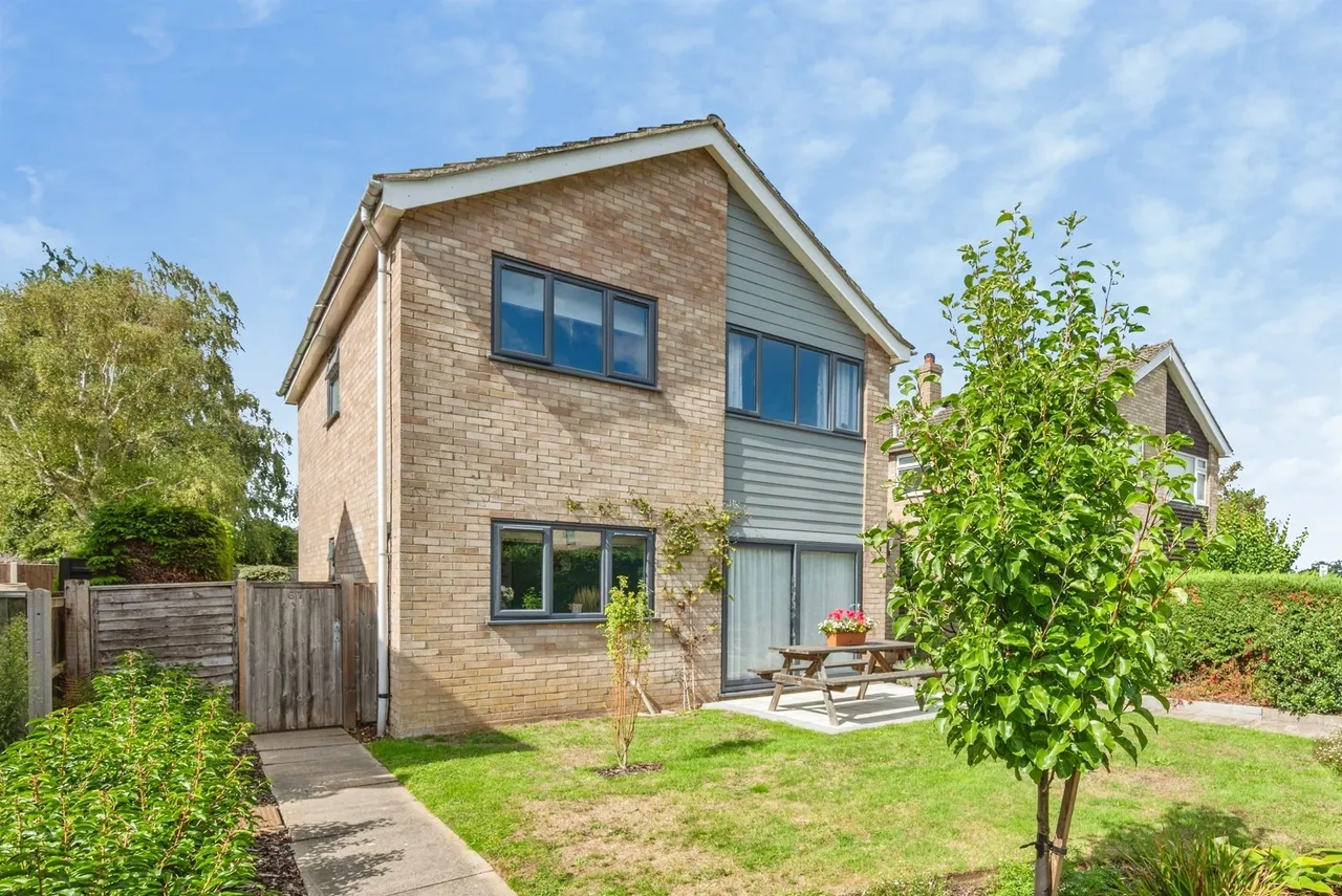 4 bed house for sale — Holman Road, Aylsham, Norwich