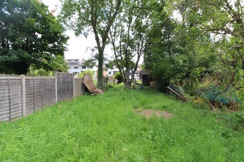 Manton Drive, Luton, LU2, photo 20