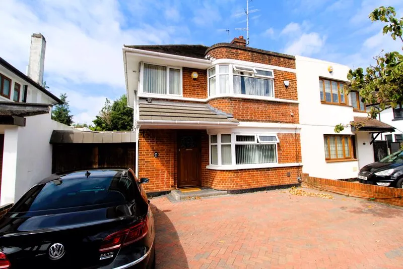 Manton Drive, Luton, LU2, photo 23