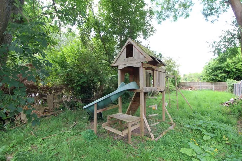 Manton Drive, Luton, LU2, photo 19