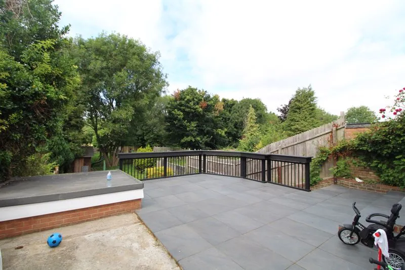 Manton Drive, Luton, LU2, photo 16