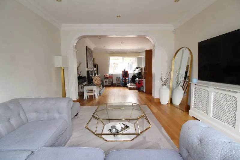 Manton Drive, Luton, LU2, photo 4