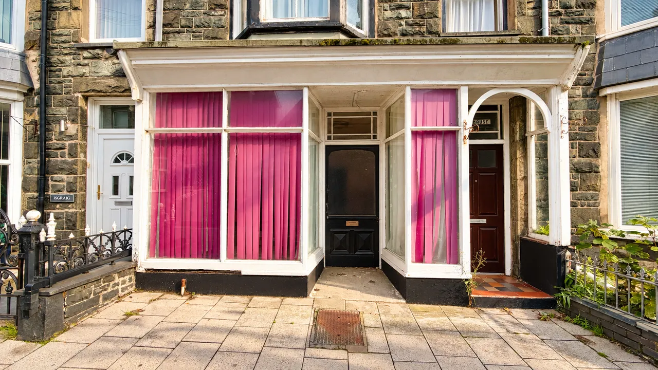 King Edward Street, Barmouth, LL42, photo 18