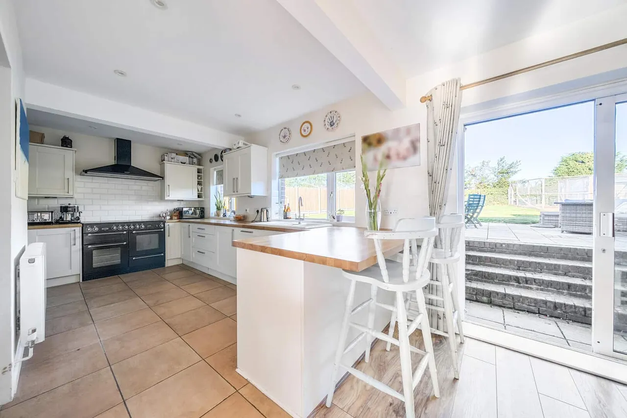 Grove Road, Wickhambreaux, Canterbury, Kent, CT3 1SA, photo 4