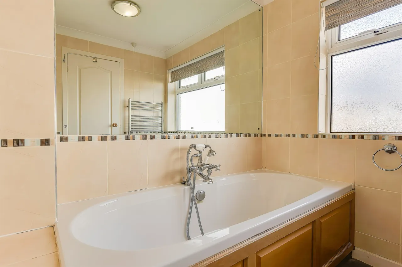 Chartwell Drive, Cardiff, CF14, photo 12