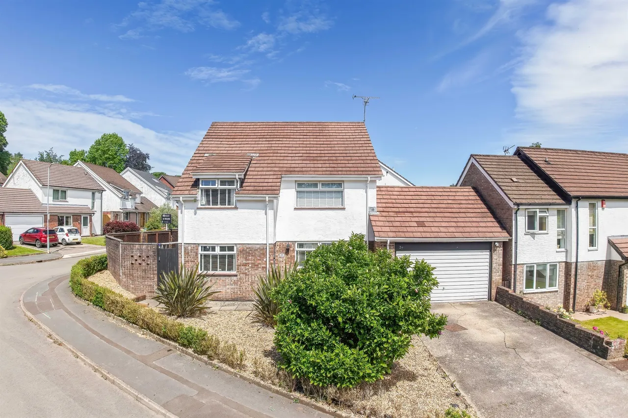 Chartwell Drive, Cardiff, CF14, photo 32