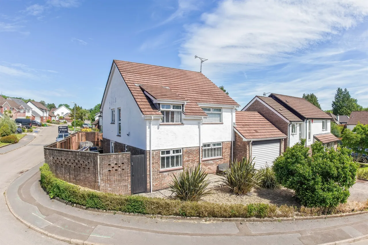 Chartwell Drive, Cardiff, CF14, photo 33