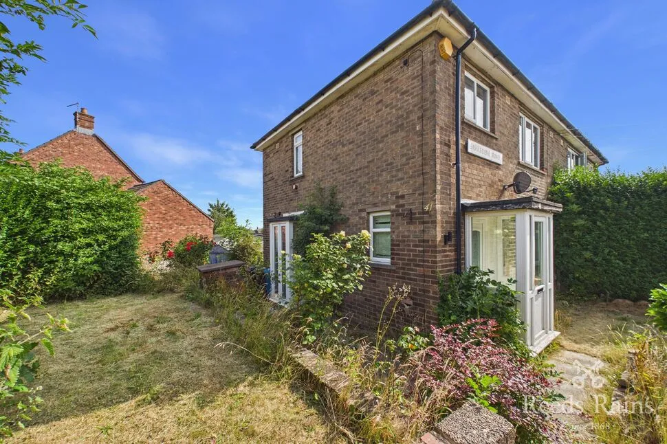 3 bed house for sale, Bassledene Road, Sheffield, S2