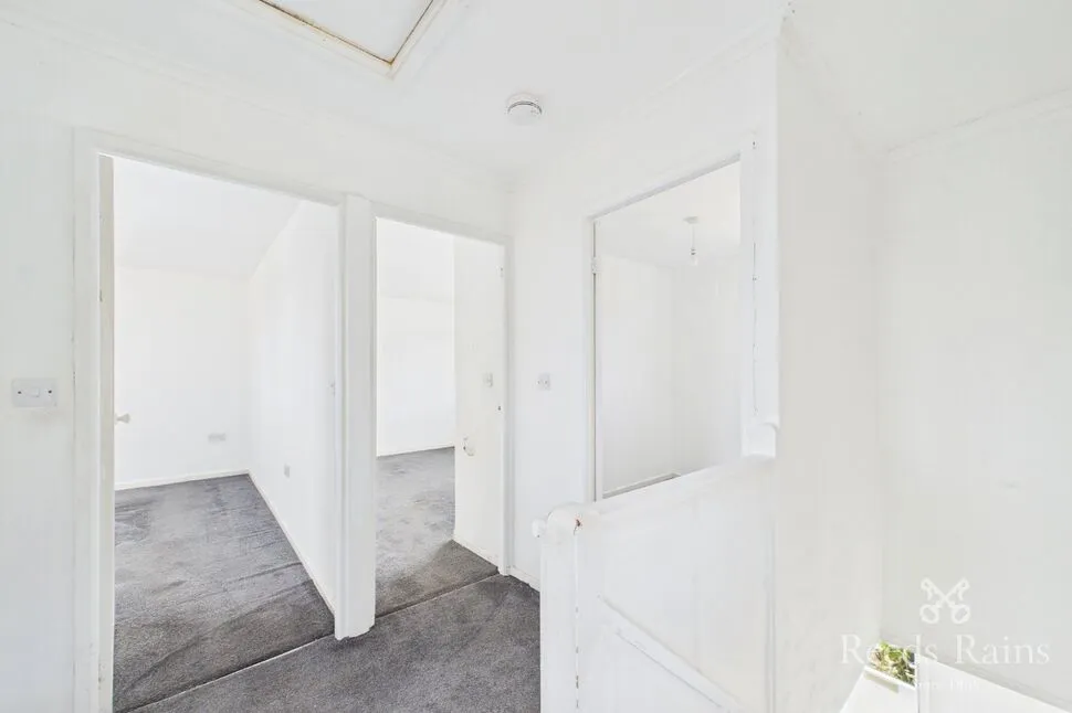 Bassledene Road, Sheffield, S2, photo 20