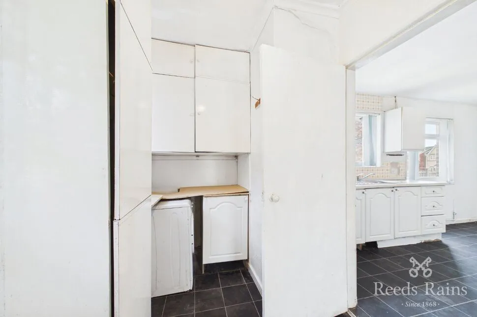 Bassledene Road, Sheffield, S2, photo 14