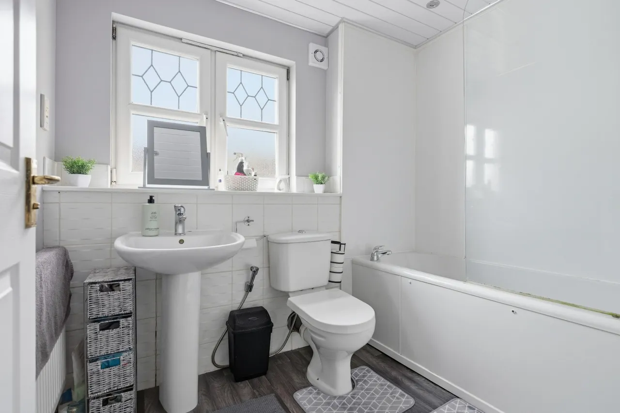 Peasehill Fauld, Rosyth, KY11 2DQ, photo 8