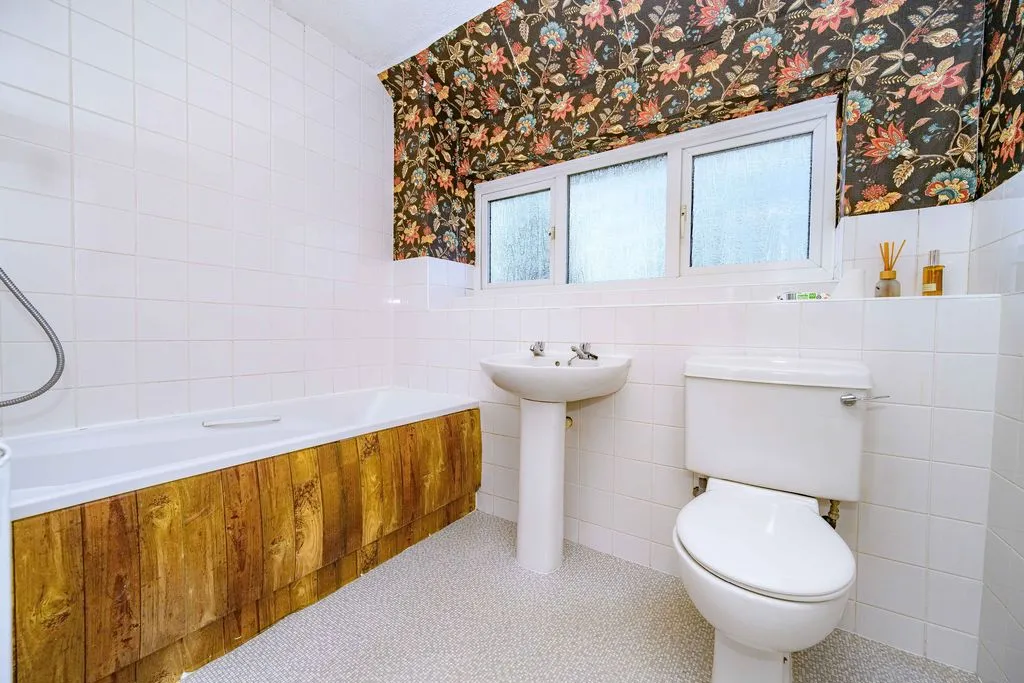 Dagnall Road, Whipsnade LU6 2LD, photo 35