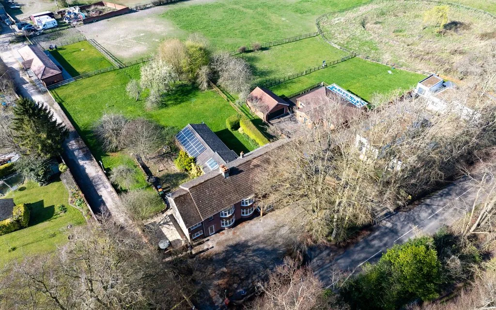 Dagnall Road, Whipsnade LU6 2LD, photo 60