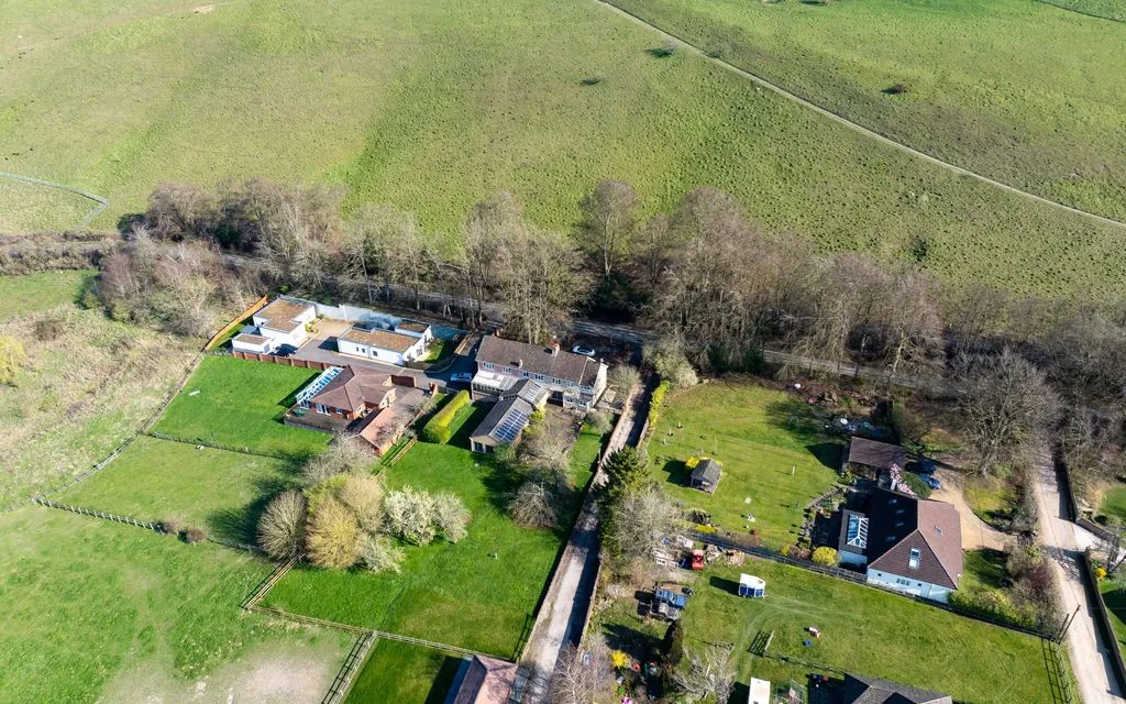 Dagnall Road, Whipsnade LU6 2LD, photo 58