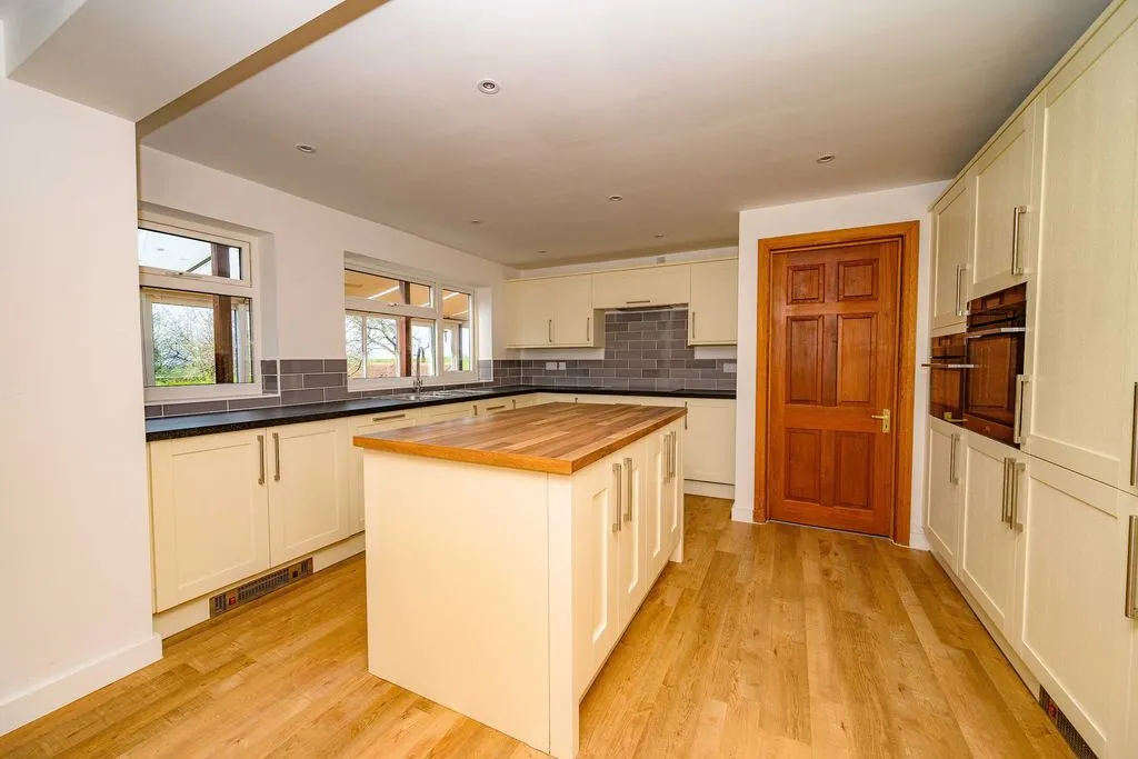 Dagnall Road, Whipsnade LU6 2LD, photo 12