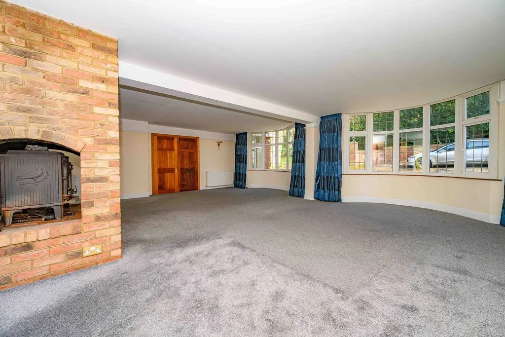 Dagnall Road, Whipsnade LU6 2LD, photo 30