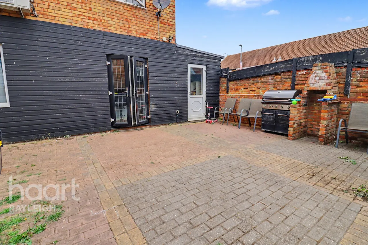 Sheering Court, Rayleigh, SS6, photo 16