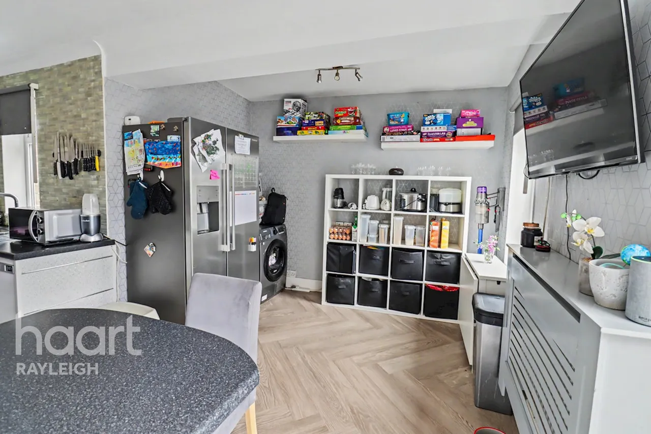 Sheering Court, Rayleigh, SS6, photo 6