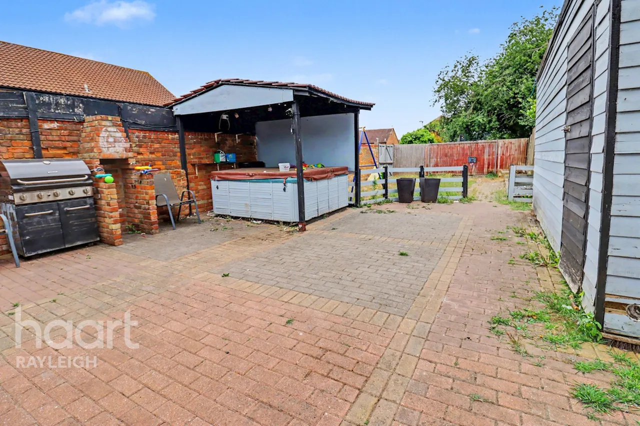 Sheering Court, Rayleigh, SS6, photo 13