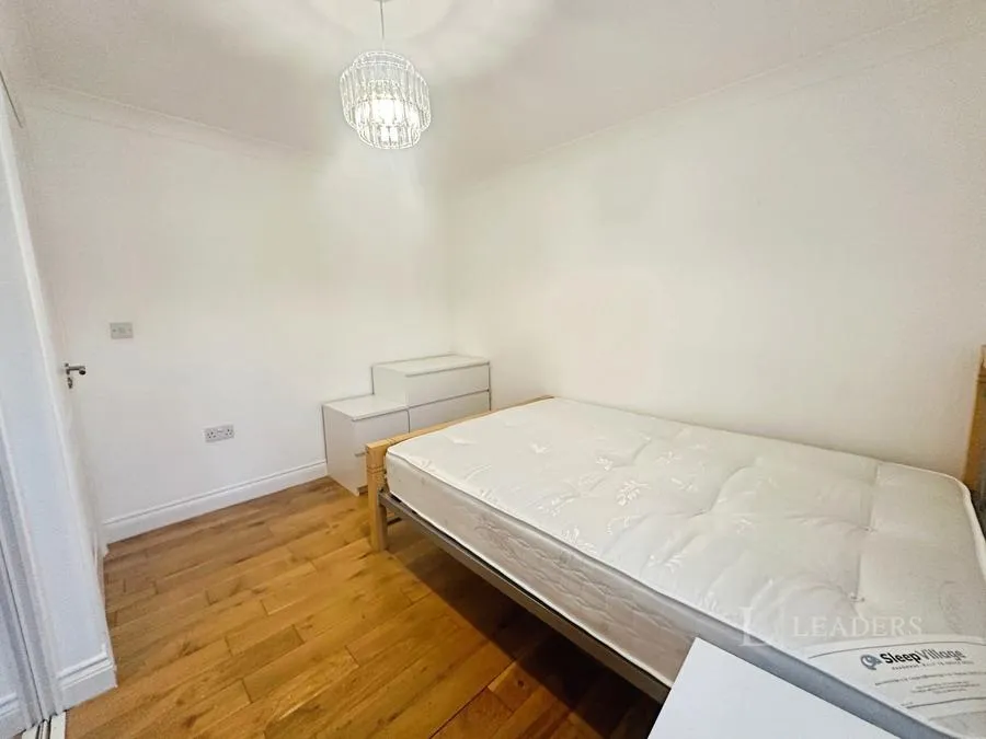 Liverpool Road, Luton, LU1, photo 13
