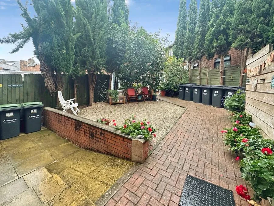 Liverpool Road, Luton, LU1, photo 14