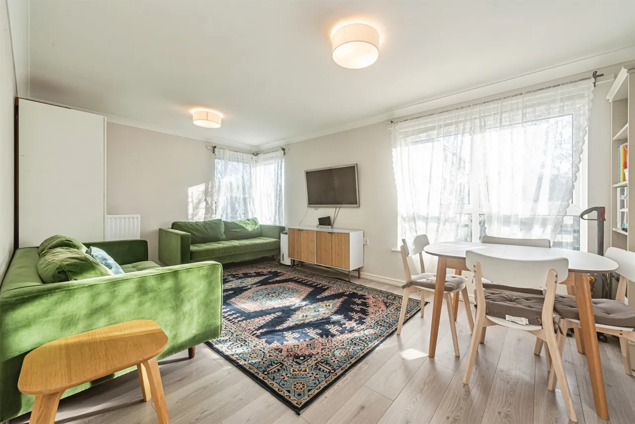 Rossetti Close, Basingstoke, RG24, photo 3