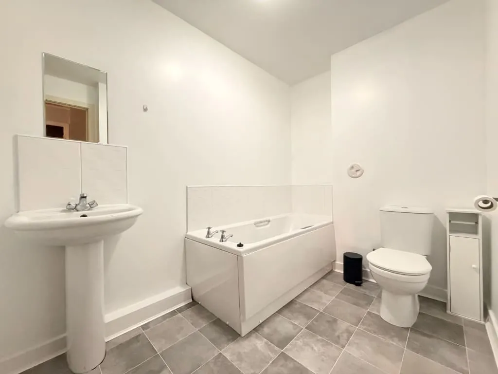 Wellington Street, Wishaw, ML2, photo 9