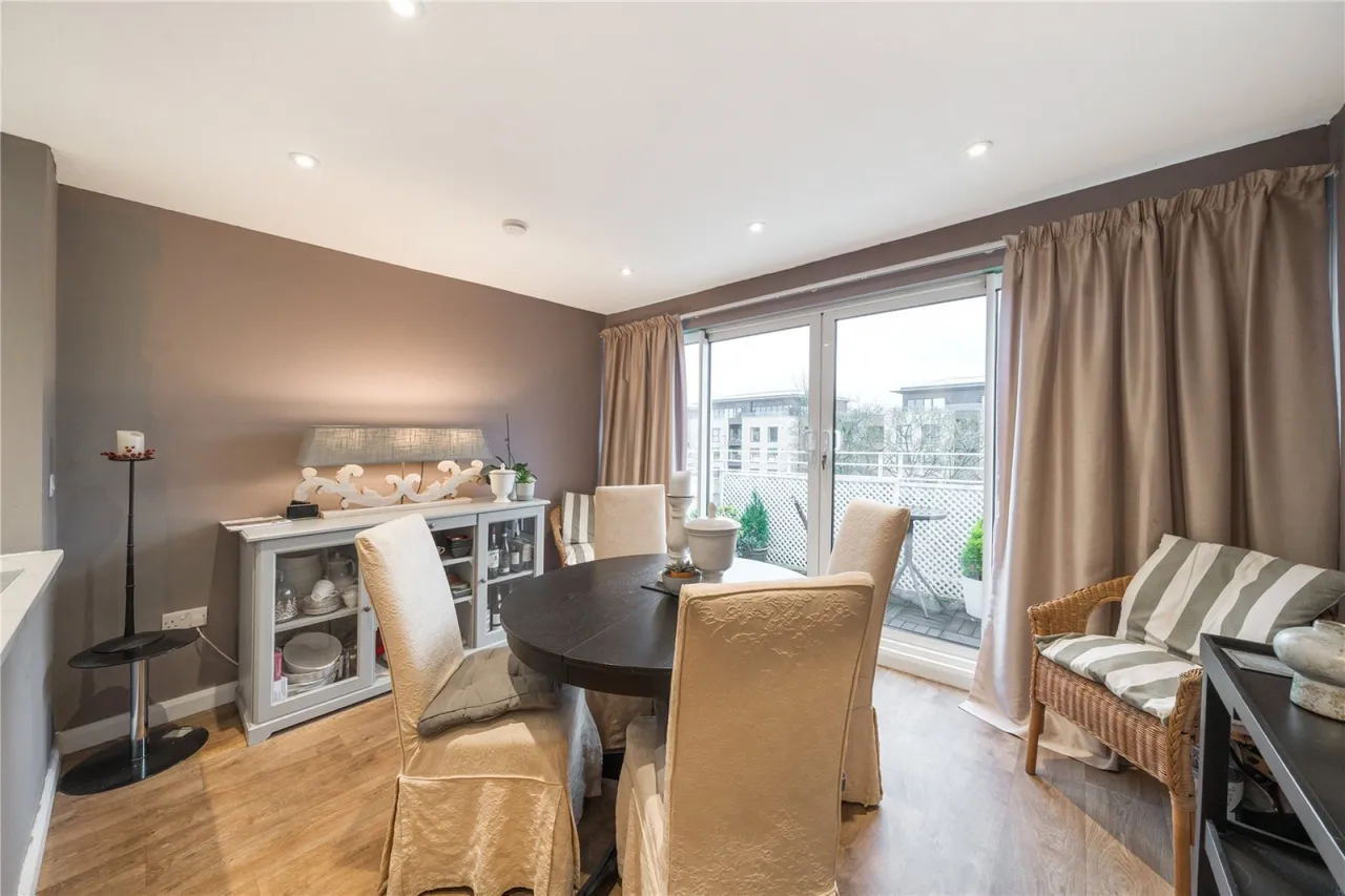 Bleasby Gardens, Cheltenham, GL51, photo 6