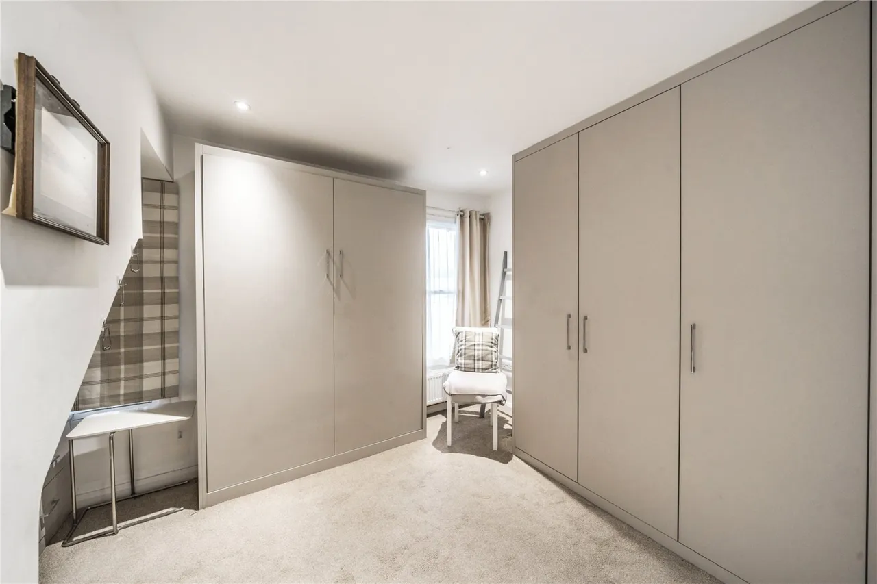 Bleasby Gardens, Cheltenham, GL51, photo 19