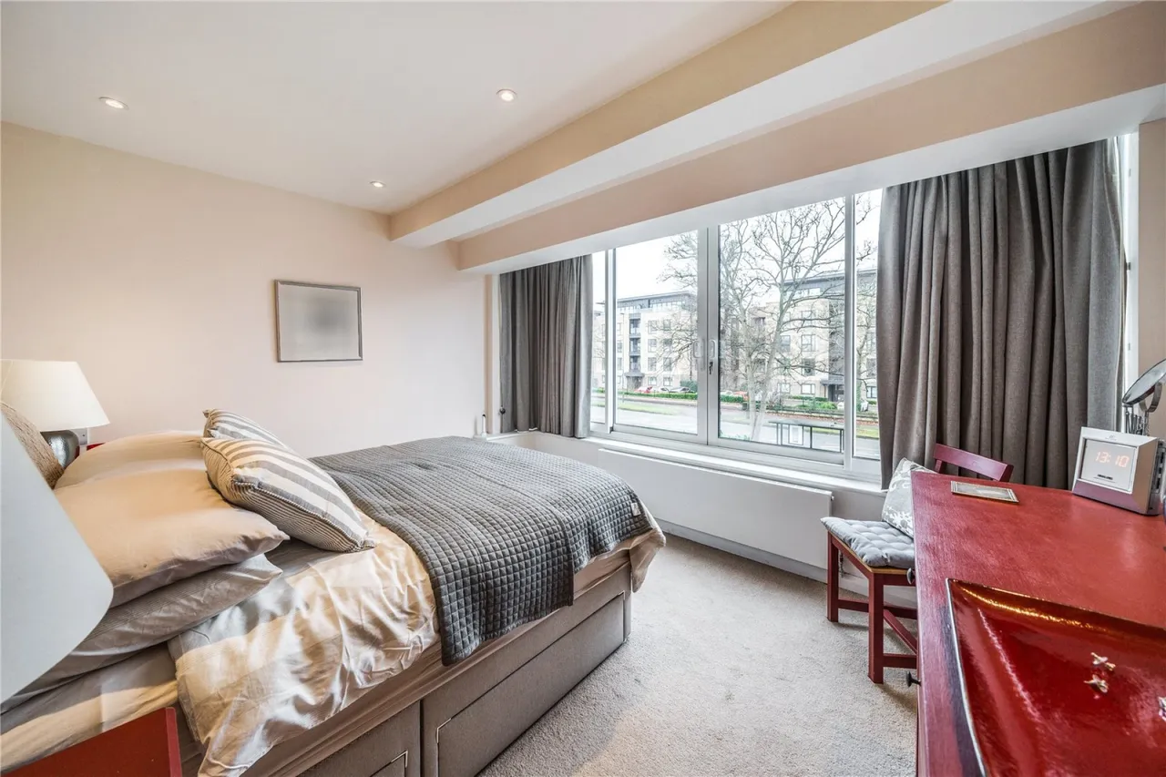 Bleasby Gardens, Cheltenham, GL51, photo 16