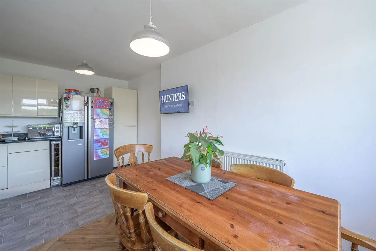 Hawne Lane, Halesowen, B63, photo 2