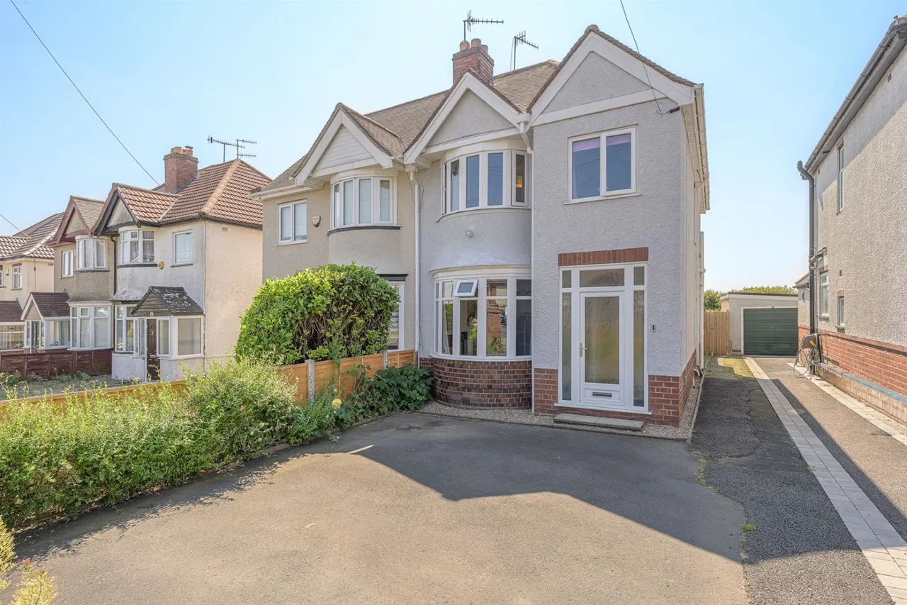 Hawne Lane, Halesowen, B63, photo 24