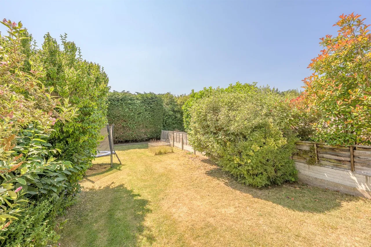 Hawne Lane, Halesowen, B63, photo 22