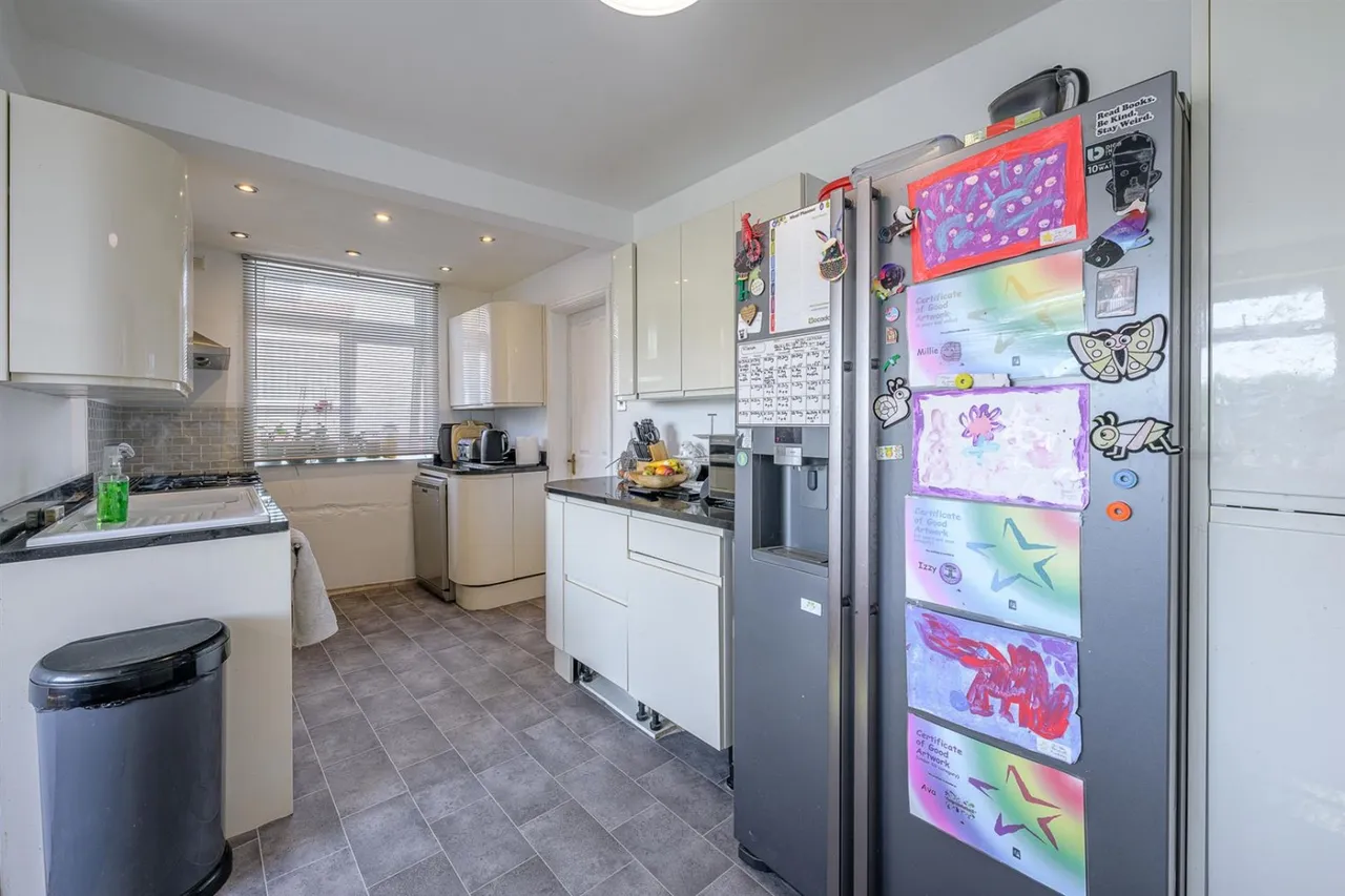 Hawne Lane, Halesowen, B63, photo 4
