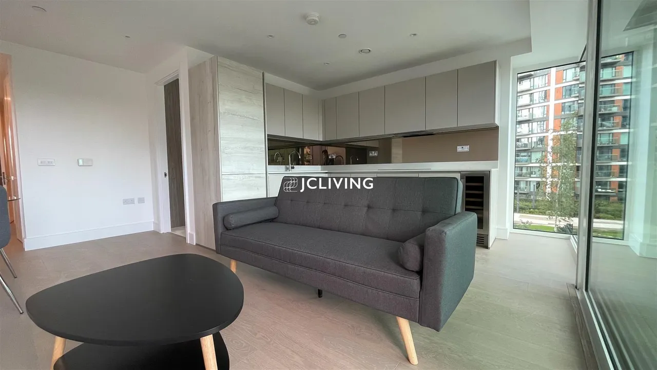 1 bed flat for sale, Brigadier Walk, London, SE18