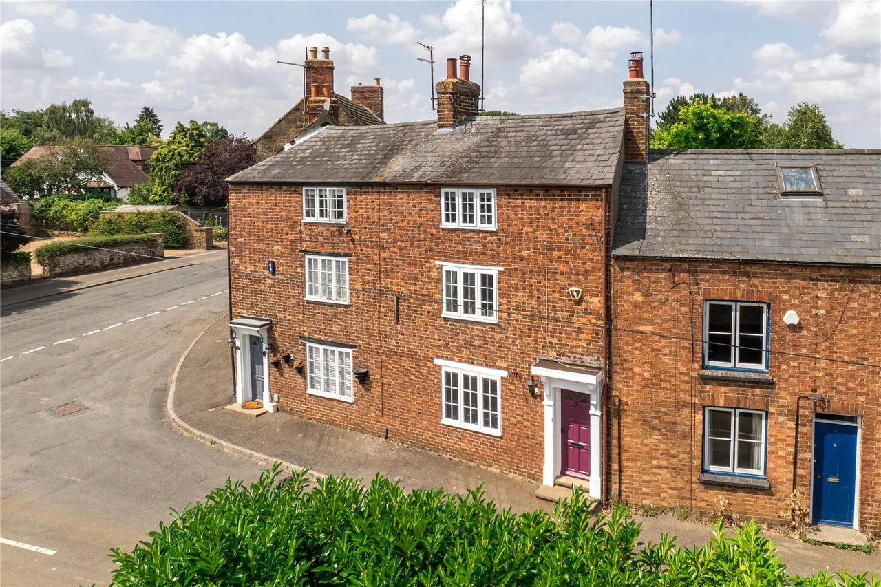 3 bed house for sale, Coldstream Lane, Hardingstone, NN4