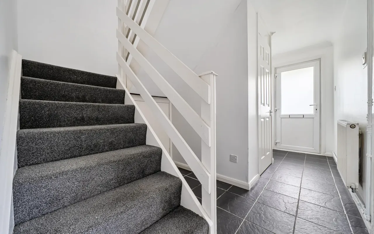 Wentworth Drive, Bedford, photo 5