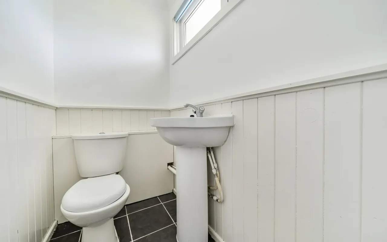 Wentworth Drive, Bedford, photo 6